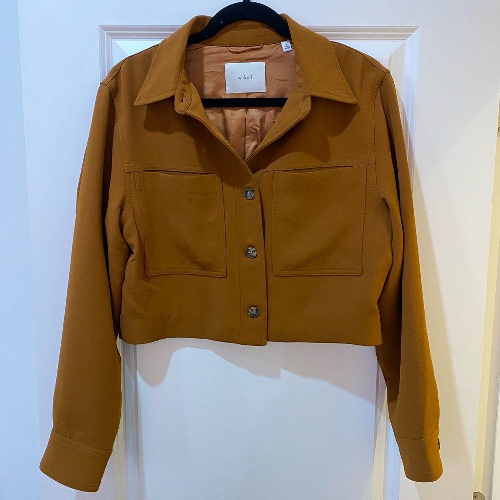 Aritzia wilfred cropped shirt jacket- medium